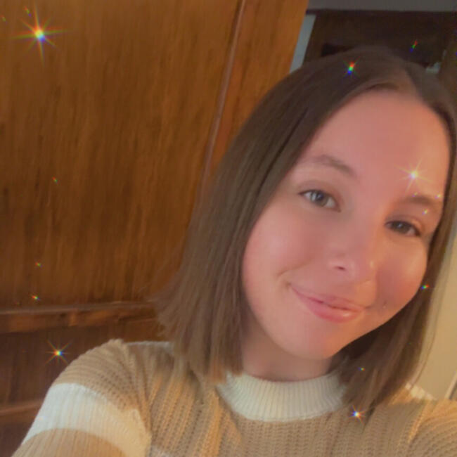 Babysitter in Villeneuve: Zoé