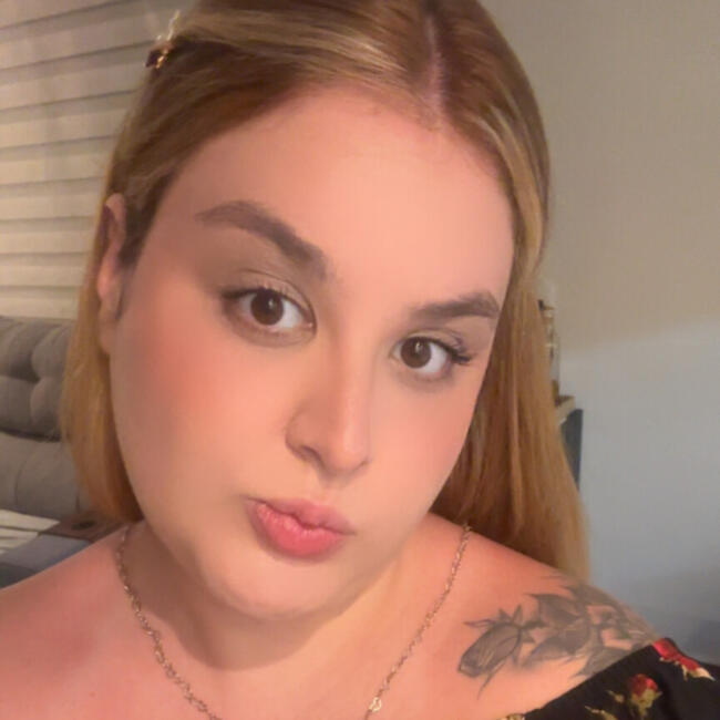 Babysitter in Brusque: Julia