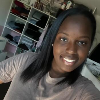 Babysitter in Vigneux-sur-Seine: Zeinab