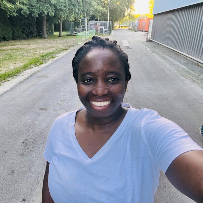 Babysitjob in Beveren: Jacqueline Yolande