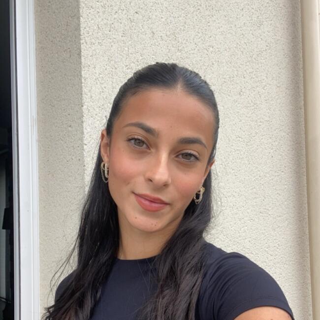 Babysitter in Le Havre: Annaëlle