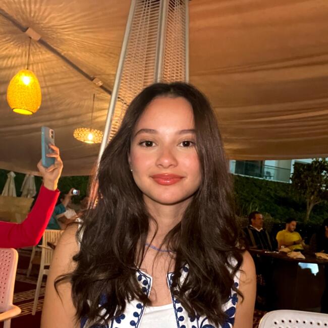 Babysitter in Nice: Imane