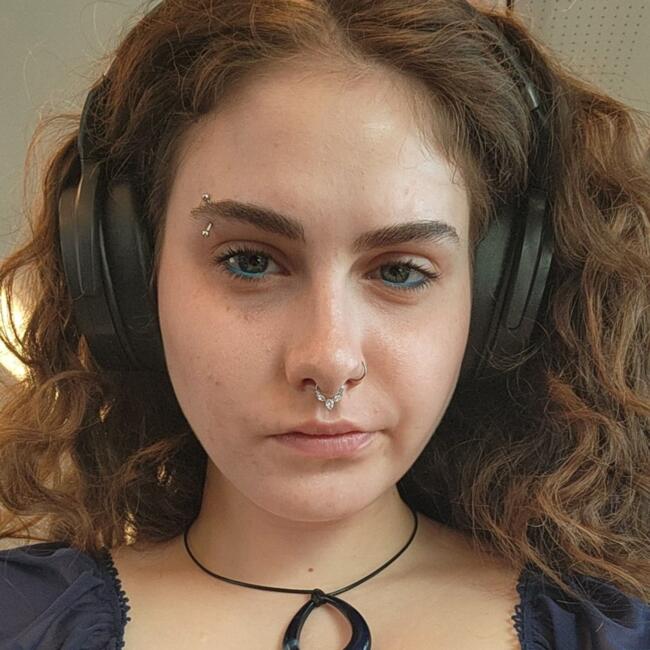 בייביסיטר ב- אשדוד: קרן