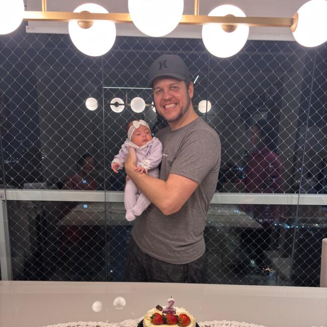 Babysitting job in São Paulo: Wagner