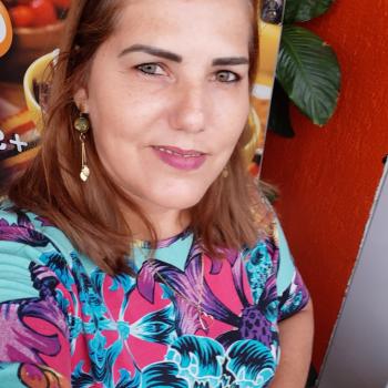 Babá em Cuiabá: Edina