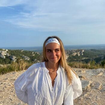 Babysitter in Meudon: Johana