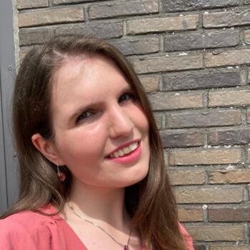 Babysitter in Sint-Truiden: Lisa