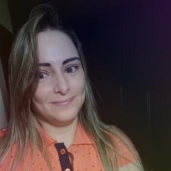 Babá em Contagem: Elaine