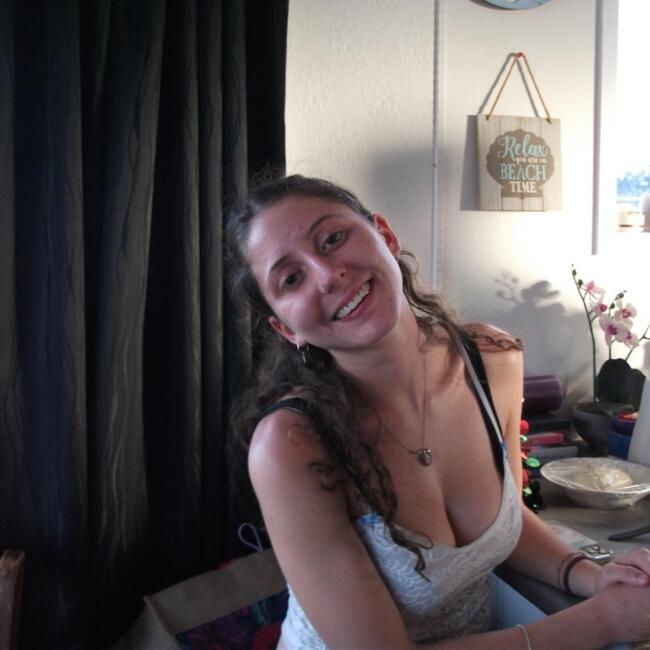 Babysitter in Auckland: Jemma