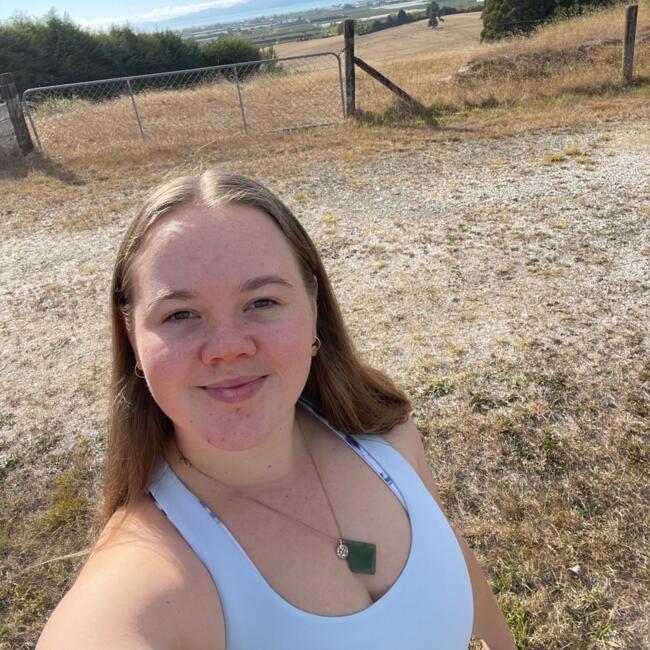 Babysitter in Motueka: Nina