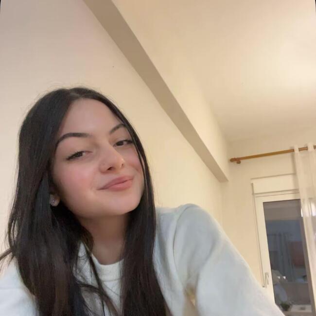 Babysitter in Rhodes: Tzanaki Fotini