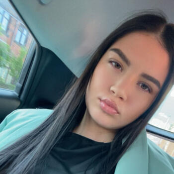 Babysitter in Dewsbury: Millie