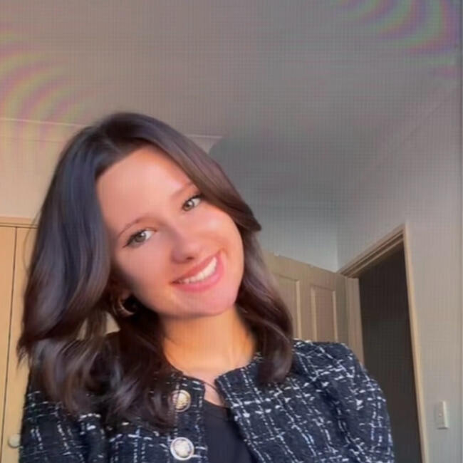 Babysitter in Perth: Luna