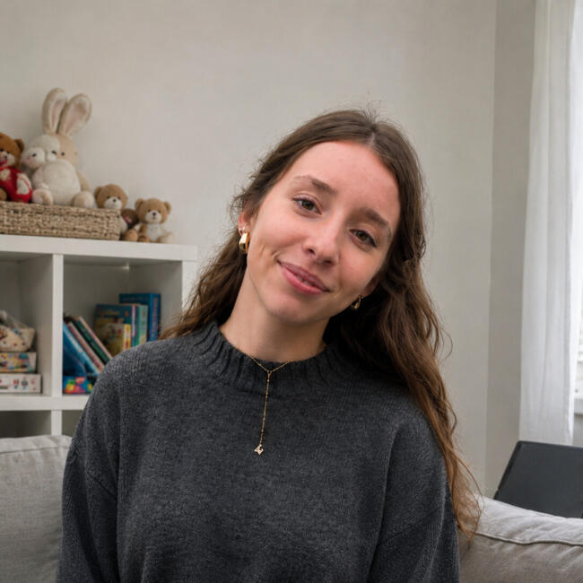 Babysitter in Rouen: Emilie