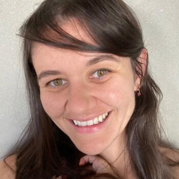 Babysitter Guarulhos: Tatiane