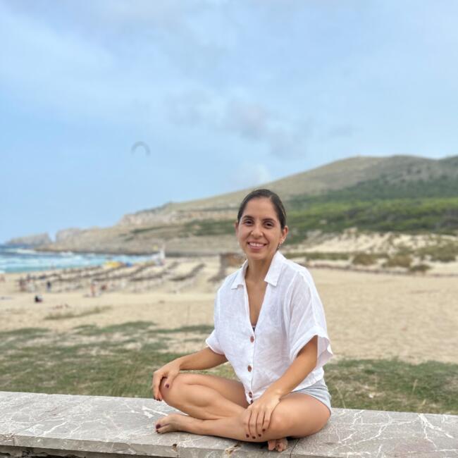 Babysitting job in Alajuela: Angelica