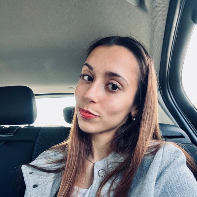 Babysitter em Azambuja: Carolina