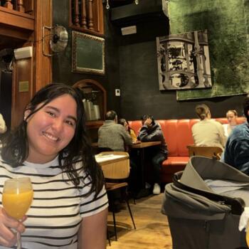 Canguro en Sant Joan Despí: Lesly