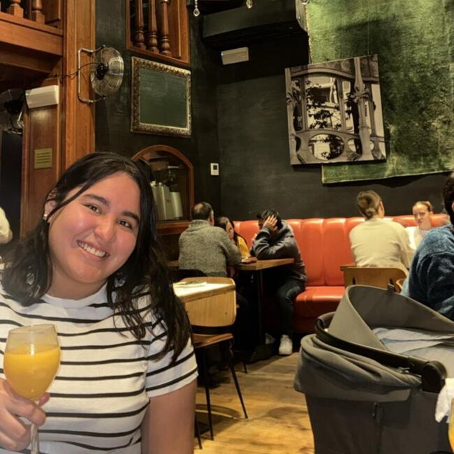 Canguro en Sant Joan Despí: Lesly