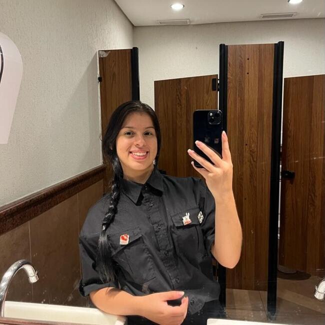 Babysitter in Vila Velha: Barbara