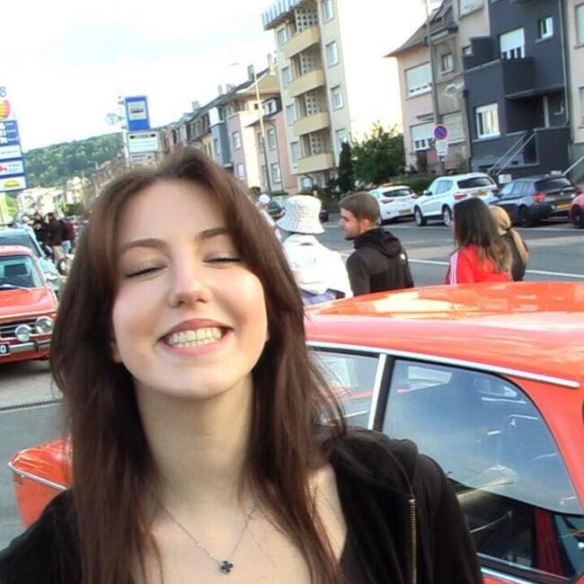 Babysitter in Luxembourg: Katie