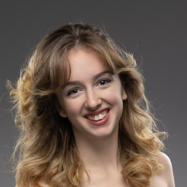 Babysitter in Armidale: Lucy