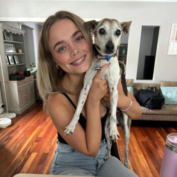 Babysitter in Brisbane: Phoebe