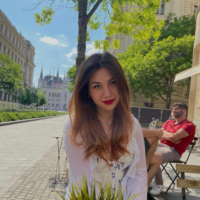 Job de garde d'enfants à Paris: Mercedes