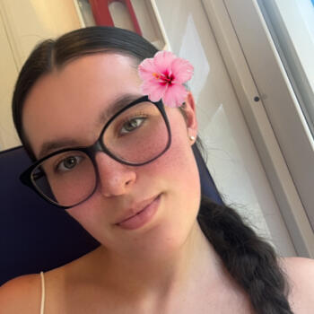 Baby-sitter Le Castellet: Clara