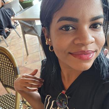 Trabajo para niñera en Panamá: trabajo para niñera Ana