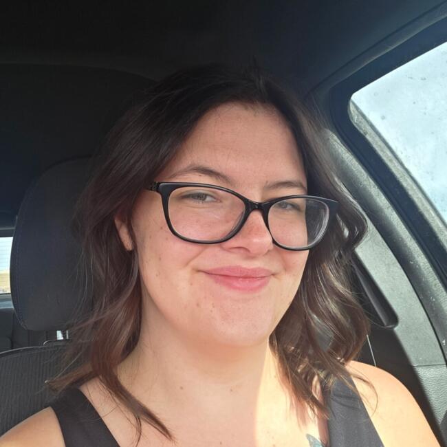 Babysitter in Pueblo: Arianna