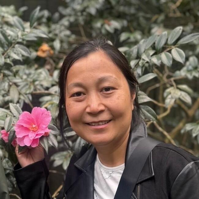 Babysitter in Auckland: Pheakun