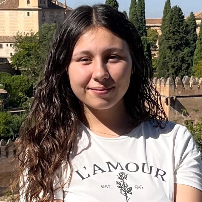 Babysitter in Alicante: Paula