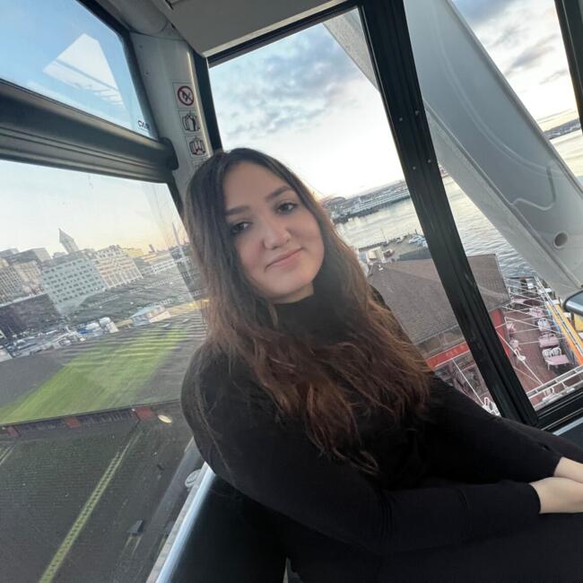 Babysitter in Merced: Kimberly