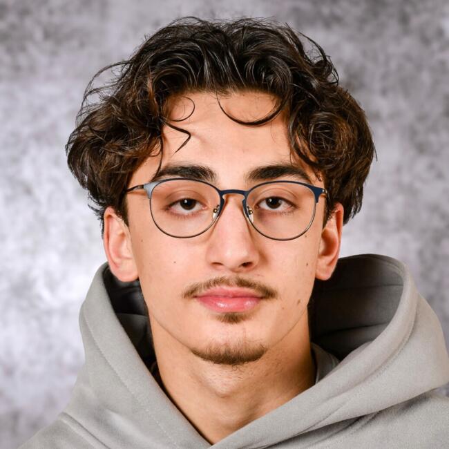 Babysitter a Winterthur: Hamza