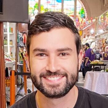 Emprego de babá em Palmas: emprego de babá Lenon