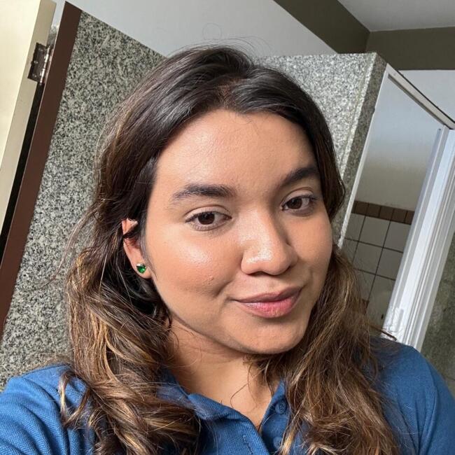 Babá em Campo Grande: Maria Fernanda