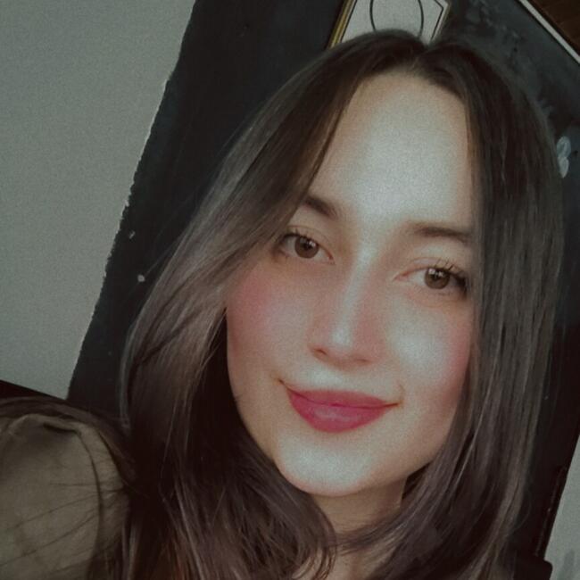 Babysitting job in Bogotá: Laura Nicoll