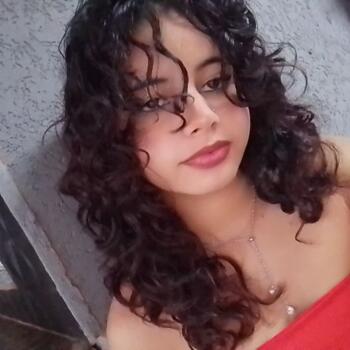 Babá em Campo Grande: Gislayne