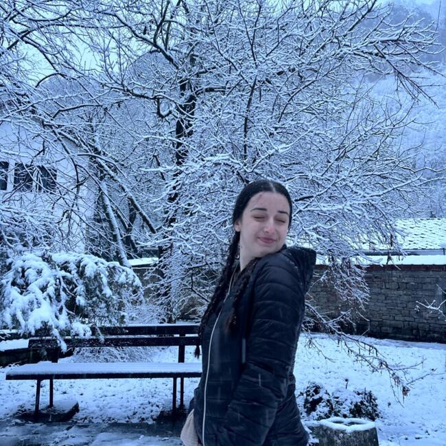 Babysitter in Grenoble: Seliviana