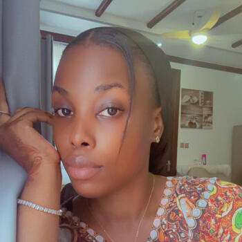 Babysitter in Dar es Salaam: Yussra