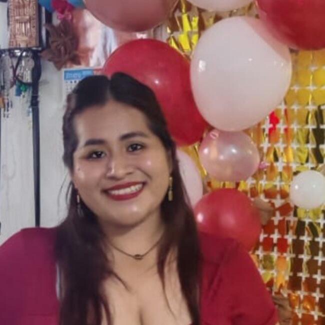 Babysitter in Los Torrentes: Alexia