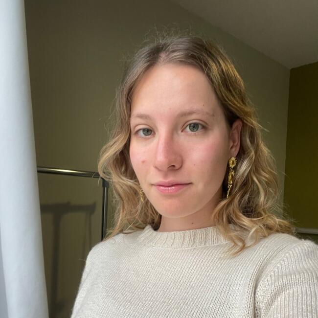 Babysitter in Besançon: Zoé