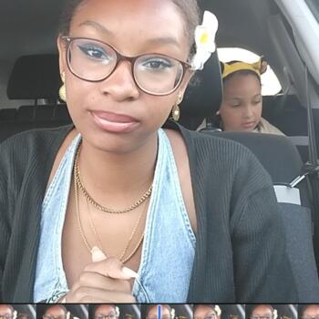 Babysitter in Orsay: Doriane