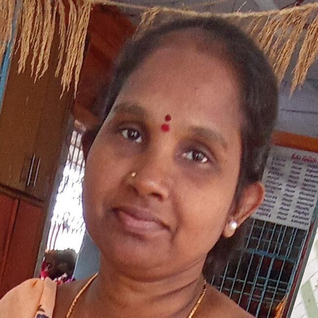 Rasapūdipalem में बेबीसिटर: Kumari