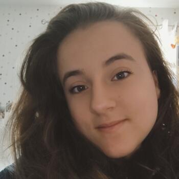 Baby-sitter Aubière: Lana