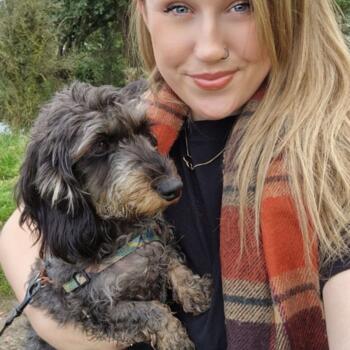 Babysitter in Newcastle-under-Lyme: Mimi