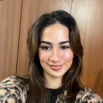 Babysitter in Istanbul: Hajar