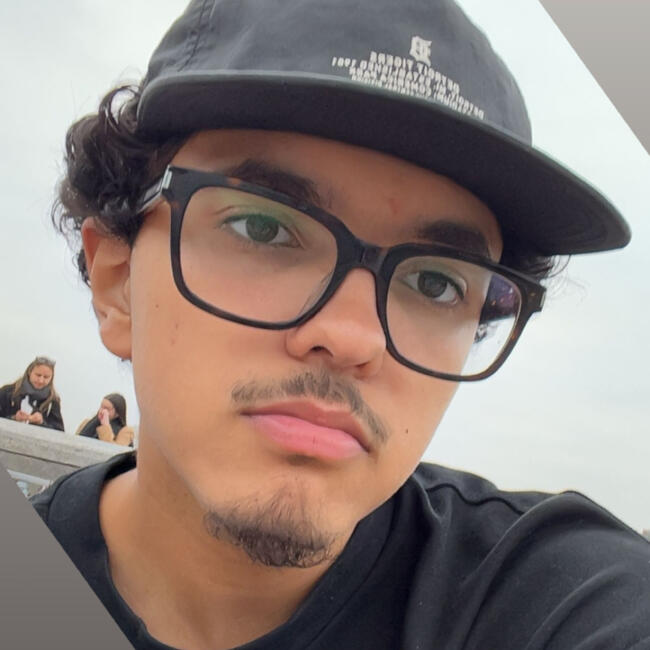 Babysitter in Clichy: Gébril