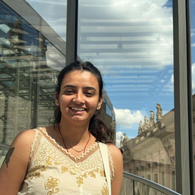 Babysitter in Berlin: Janhavi